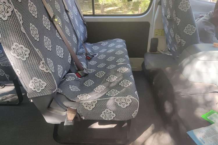 Used Jinbei Hiace 2018 2.0L Fifth-Generation Kuaiyunwang Deluxe Standard Top 10-Seater 4G21C Left Rear Seat