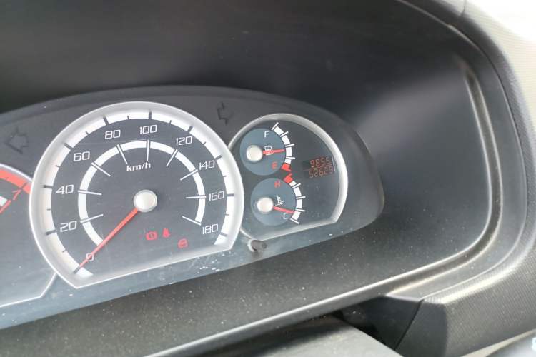 Used Jinbei Hiace 2018 2.4L Da Hai Shi W Manual 11-Seater Luxury Version 4RB2 Odometer Close Up