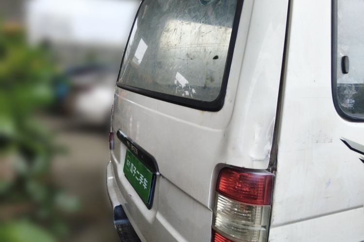Used Jinbei Hiace 2018 2.0L Fifth-Generation Kuaiyun Luxury Standard Top 6-Seater V19S Rear
