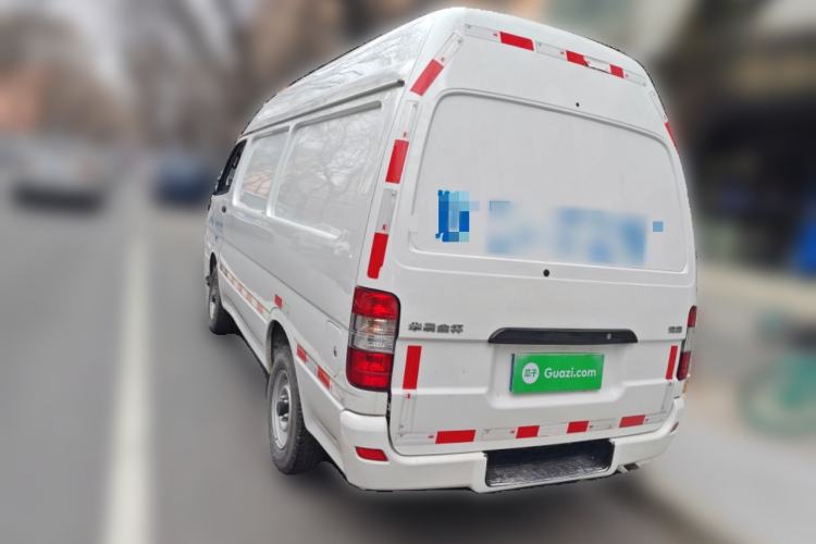 Used Jinbei Hiace 2018 2.0L Fifth-Generation Box Truck Standard Roof 2 Seats 4G21C Rear Left 45 Deg