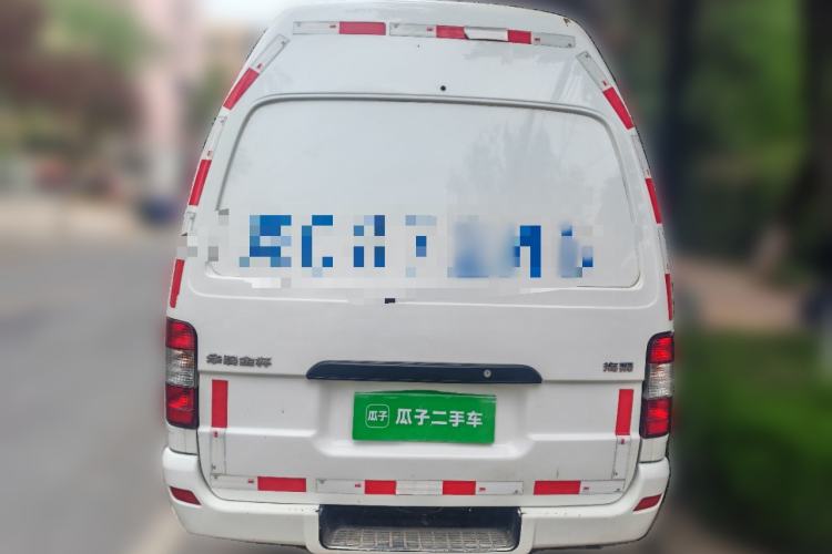 Used Jinbei Hiace 2018 2.0L Fifth-Generation Box Truck Standard Roof 2 Seats 4G21C Rear
