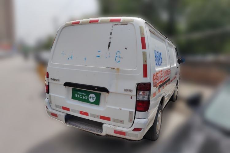 Used Jinbei Hiace 2018 2.0L Fifth-Generation Box Truck Standard Roof 2 Seats 4G19 Rear Right 45 Deg