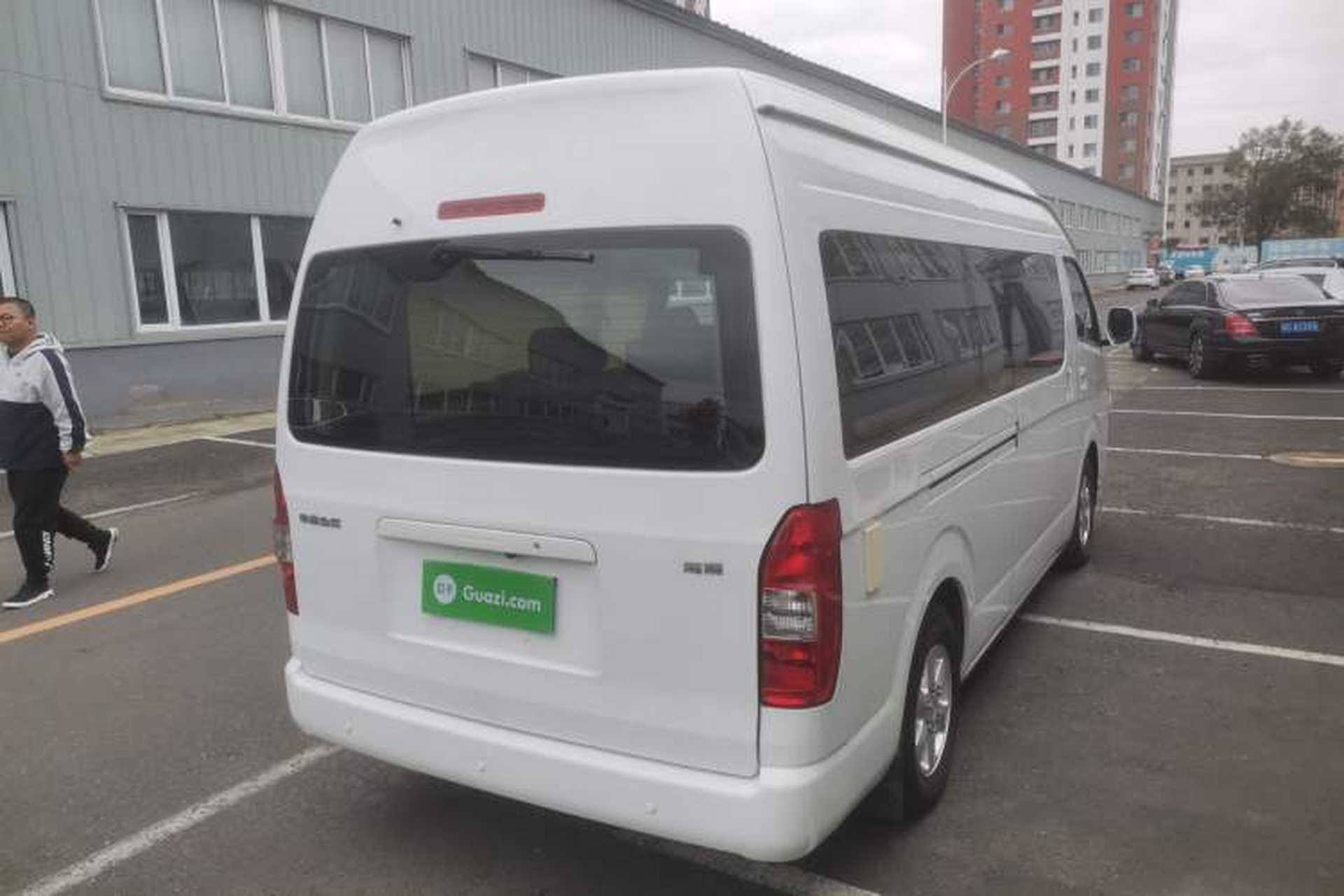 Used Jinbei Hiace 2018 2.4L Dashishi L Manual 14-Seater Luxury Version 4RB2 Rear Right 45 Deg