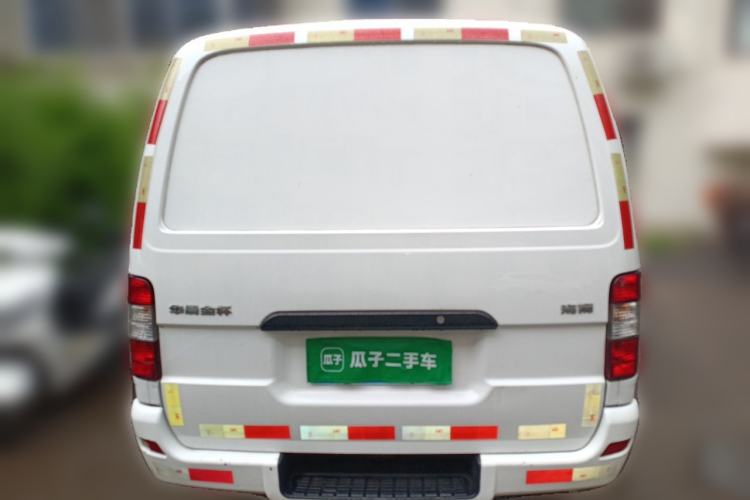 Used Jinbei Hiace 2018 2.0L Fifth-Generation Box Truck Standard Roof 2 Seats 4G19 Rear