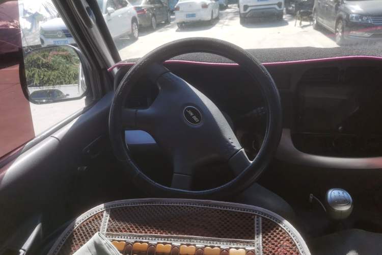 Used Jinbei Hiace 2018 2.0L Fifth-Generation Kuaiyunwang Deluxe Standard Top 10-Seater 4G21C Steering Wheel