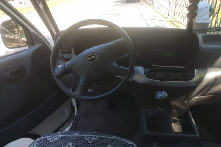 Used Jinbei Hiace 2018 2.0L Fifth-Generation Kuaiyunwang Deluxe Standard Top 10-Seater 4G21C Steering Wheel