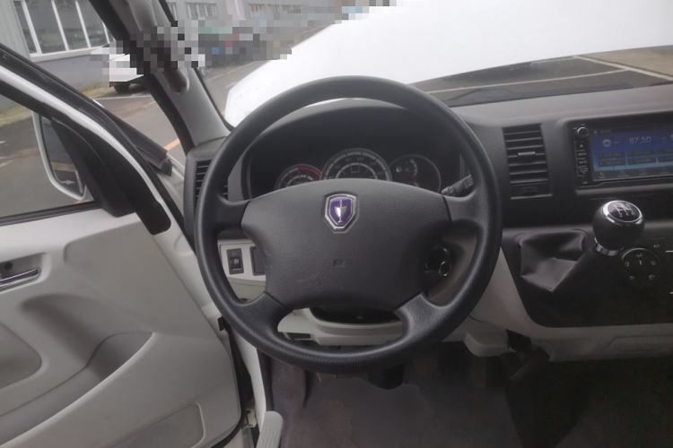 Used Jinbei Hiace 2018 2.4L Dashishi L Manual 14-Seater Luxury Version 4RB2 Steering Wheel