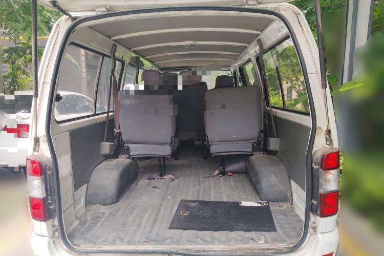 Used Jinbei Hiace 2018 2.0L Fifth-Generation Kuaiyun Standard Version Standard Roof 6 Seats V19S Trunk
