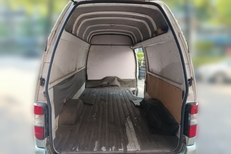 Used Jinbei Hiace  Trunk
