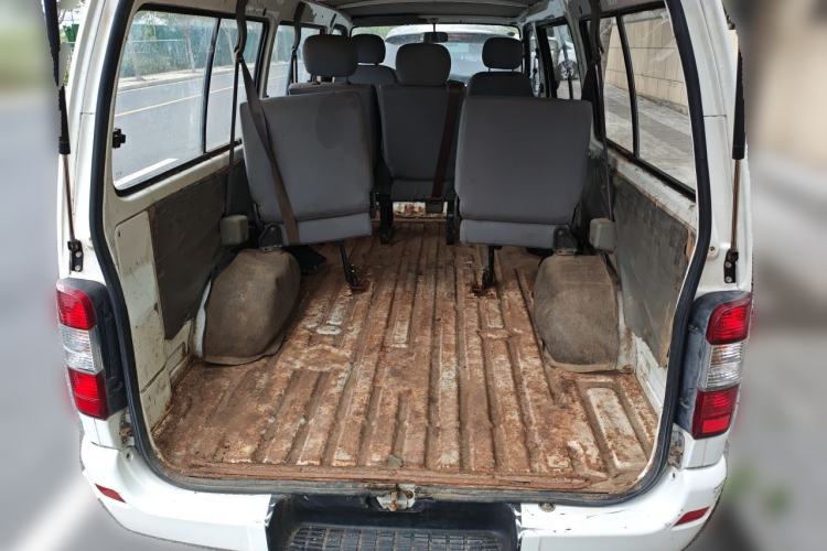 Used Jinbei Hiace 2018 2.0L Fifth-Generation Kuaiyun Luxury Standard Top 6-Seater V19S Trunk