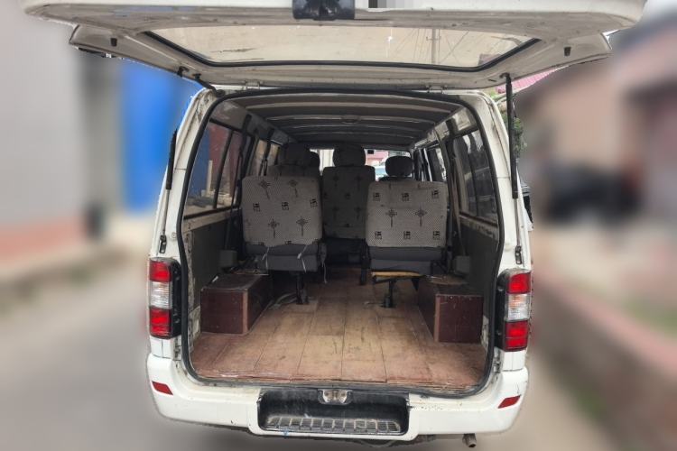 Used Jinbei Hiace 2018 2.0L Fifth-Generation Kuaiyun Luxury Standard Top 6-Seater V19S Trunk