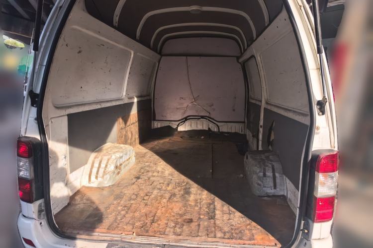Used Jinbei Hiace 2018 2.0L Fifth-Generation Kuaiyunwang Deluxe Standard Top 10-Seater 4G21C Trunk