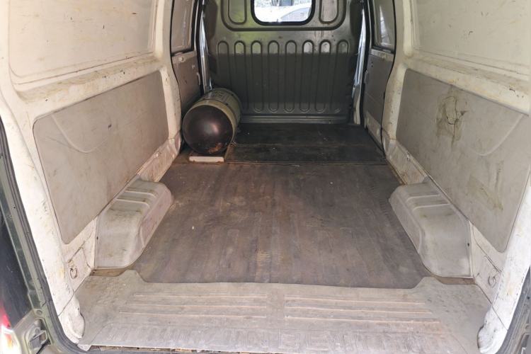 Used Jinbei Hiace  Trunk