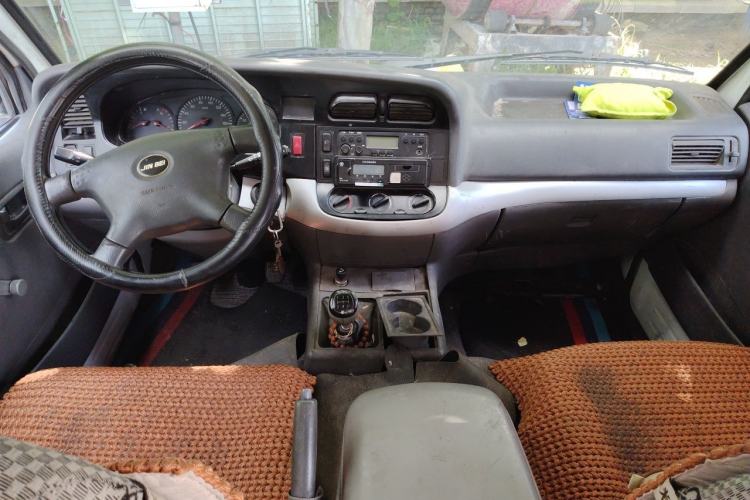 Used Jinbei Hiace  Center Console