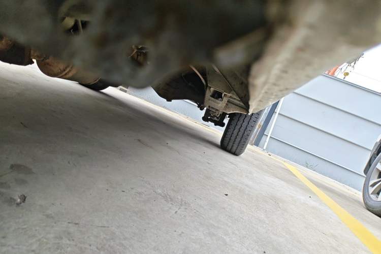 Used Jinbei Hiace  Chassis Front Left