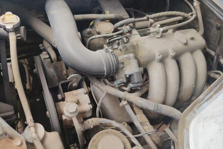 Used Jinbei Hiace  Engine Bay