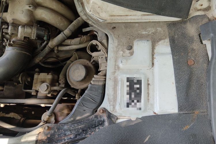 Used Jinbei Hiace  Engine Bay Left
