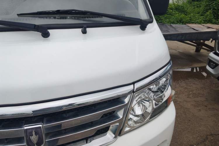 Used Jinbei Hiace  Engine Bay Left