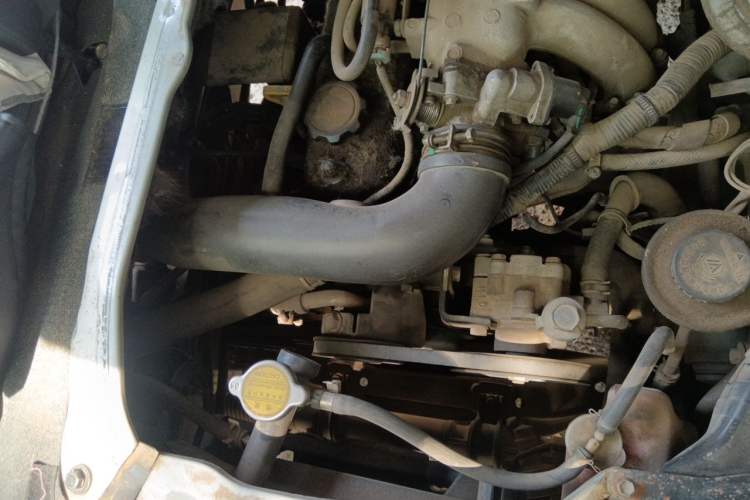 Used Jinbei Hiace  Engine Bay Right