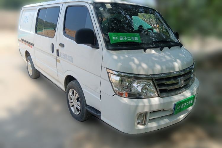 Used Jinbei Hiace  Front Right 45 Deg