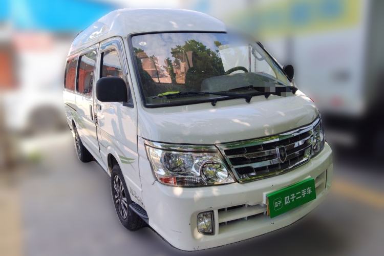 Used Jinbei Hiace  Front Right 45 Deg