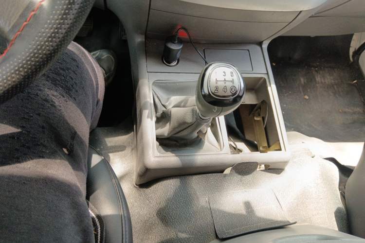 Used Jinbei Hiace  Gear Lever