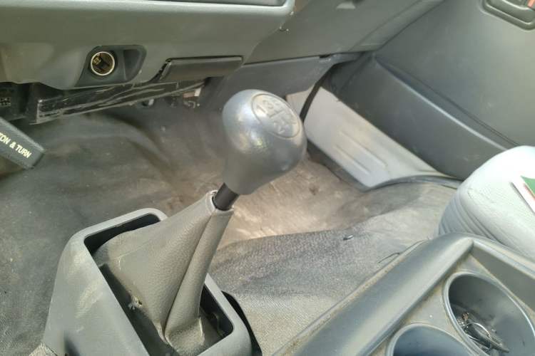 Used Jinbei Hiace  Gear Lever
