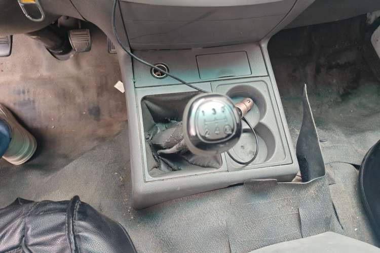 Used Jinbei Hiace  Gear Lever