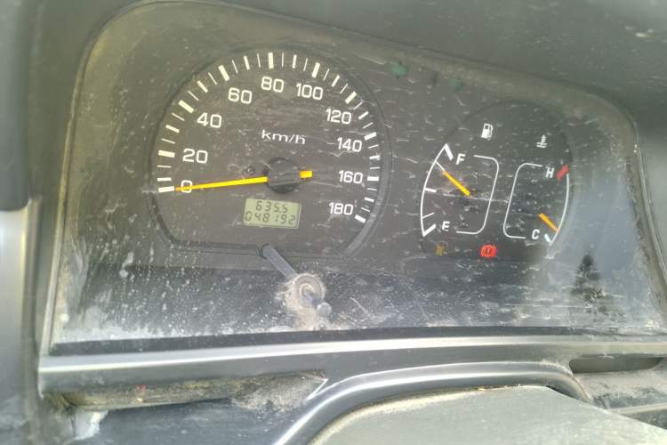 Used Jinbei Hiace  Odometer Close Up