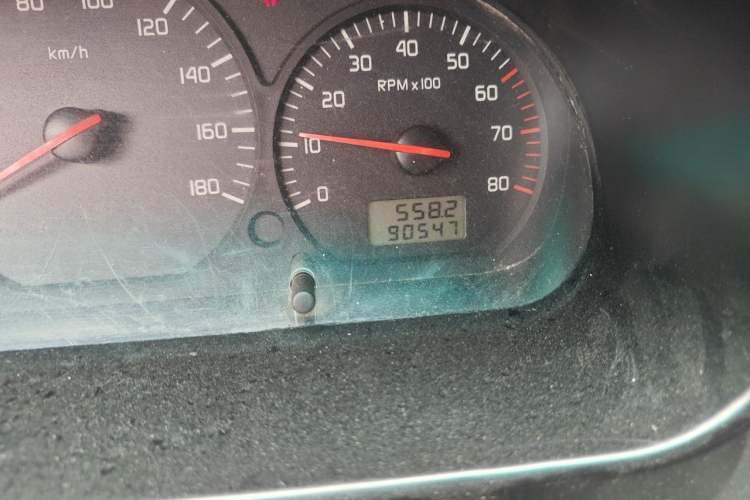 Used Jinbei Hiace  Odometer Close Up