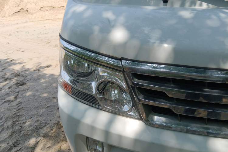 Used Jinbei Hiace  Right Front Headlight