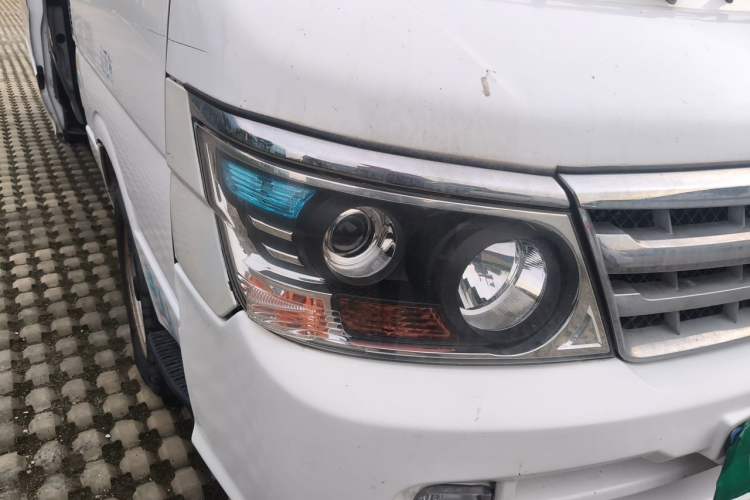 Used Jinbei Hiace  Right Front Headlight