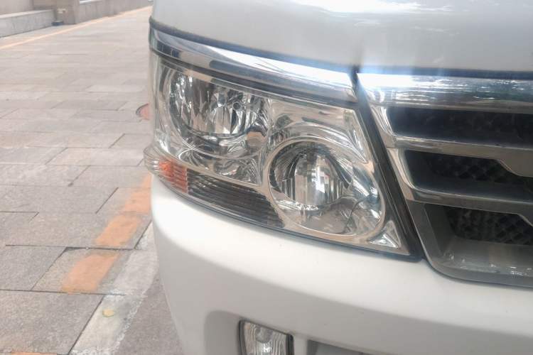 Used Jinbei Hiace  Right Front Headlight