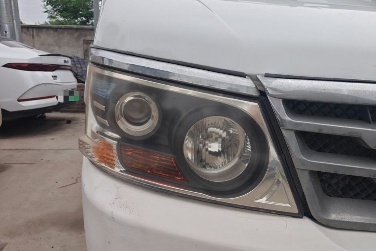 Used Jinbei Hiace  Right Front Headlight