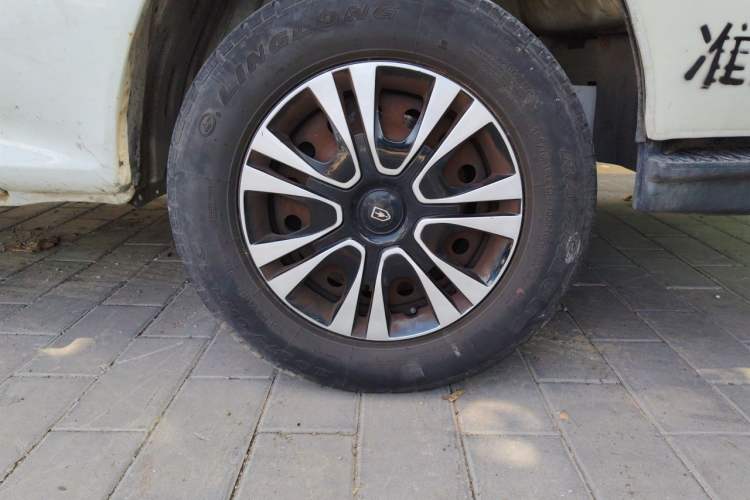 Used Jinbei Hiace  Right Front Wheel Hub