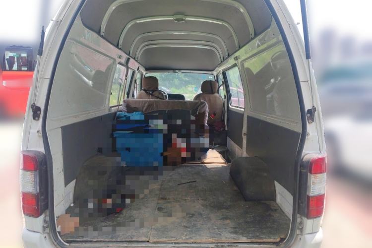 Used Jinbei Hiace  Trunk