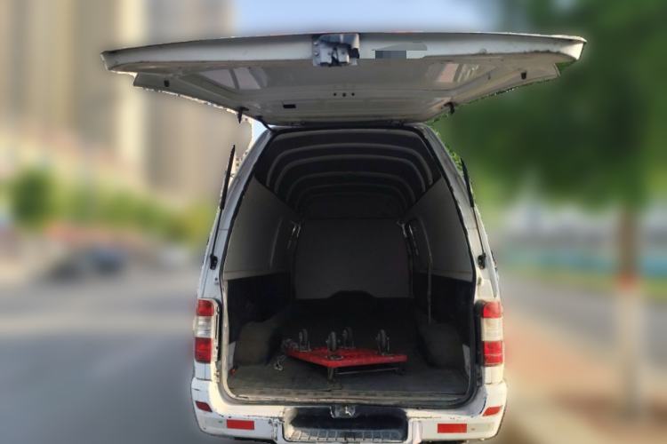 Used Jinbei Hiace  Trunk