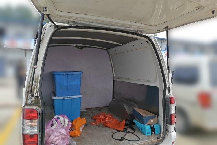 Used Jinbei Hiace  Trunk