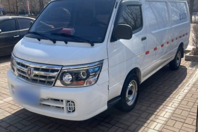Used Jinbei Hiace 2020 2.0L Xiangyun Series Luxury Van High Roof China VI Standard Model 1TZS