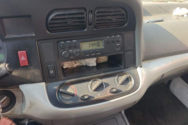 Used Jinbei Hiace  Audio And AC Panel