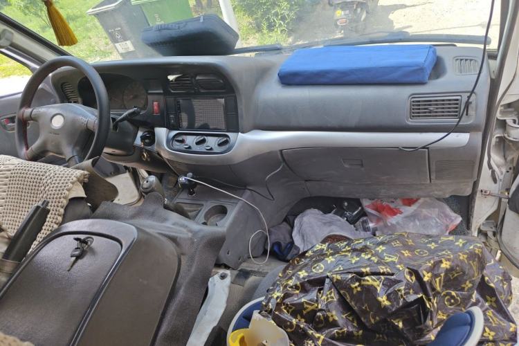 Used Jinbei Hiace  Center Console