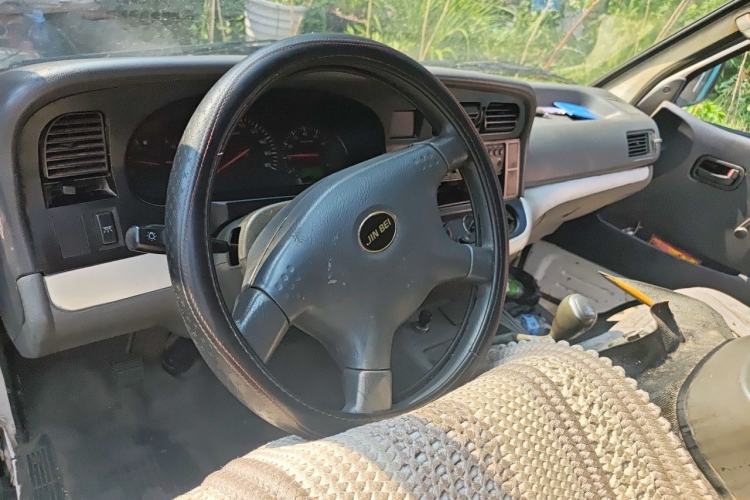 Used Jinbei Hiace 2020 2.0L Express King Series Deluxe Van Standard Roof China VI Emission Standard 1TZS Center Console