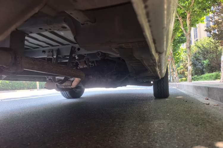 Used Jinbei Hiace 2020 2.0L Xiangyun Series Luxury Van High Roof China VI Standard Model 1TZS Chassis Rear Right