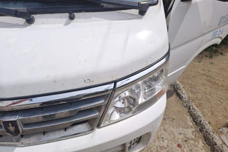 Used Jinbei Hiace  Engine Bay Left