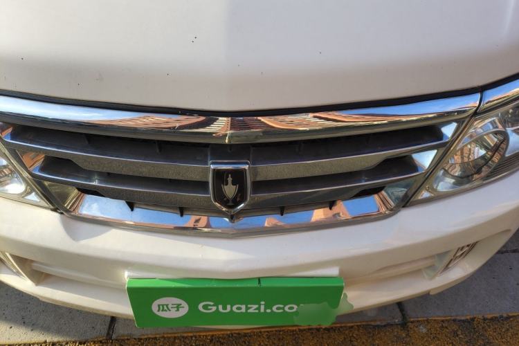 Used Jinbei Hiace 2020 2.0L Express King Series Deluxe Van Standard Roof China VI Emission Standard 1TZS Engine Bay