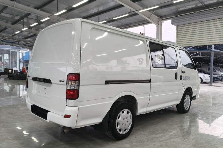 Used Jinbei Hiace 2020 2.0L Express King Series Deluxe Van Standard Roof China VI Emission Standard 1TZS Exterior 4