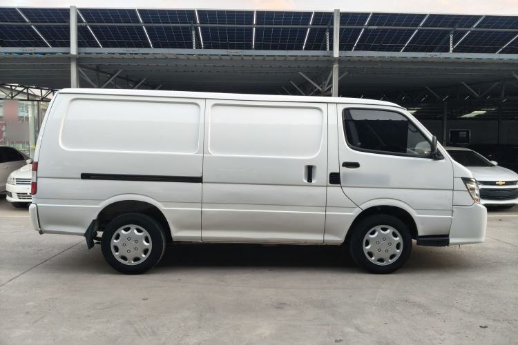 Used Jinbei Hiace 2020 2.0L Express King Series Deluxe Van Standard Roof China VI Emission Standard 1TZS Exterior 5