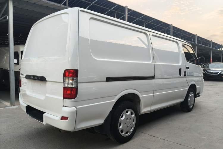 Used Jinbei Hiace 2020 2.0L Express King Series Deluxe Van Standard Roof China VI Emission Standard 1TZS Exterior 6