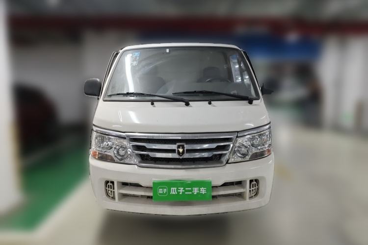 Used Jinbei Hiace 2020 2.0L Express King Series Deluxe Van Standard Roof China VI Emission Standard 1TZS Front