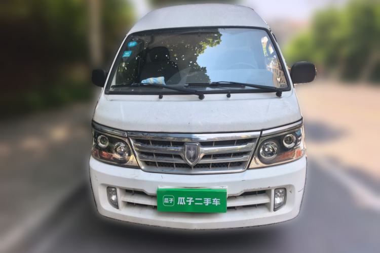Used Jinbei Hiace 2020 2.0L Xiangyun Series Luxury Van High Roof China VI Standard Model 1TZS Front